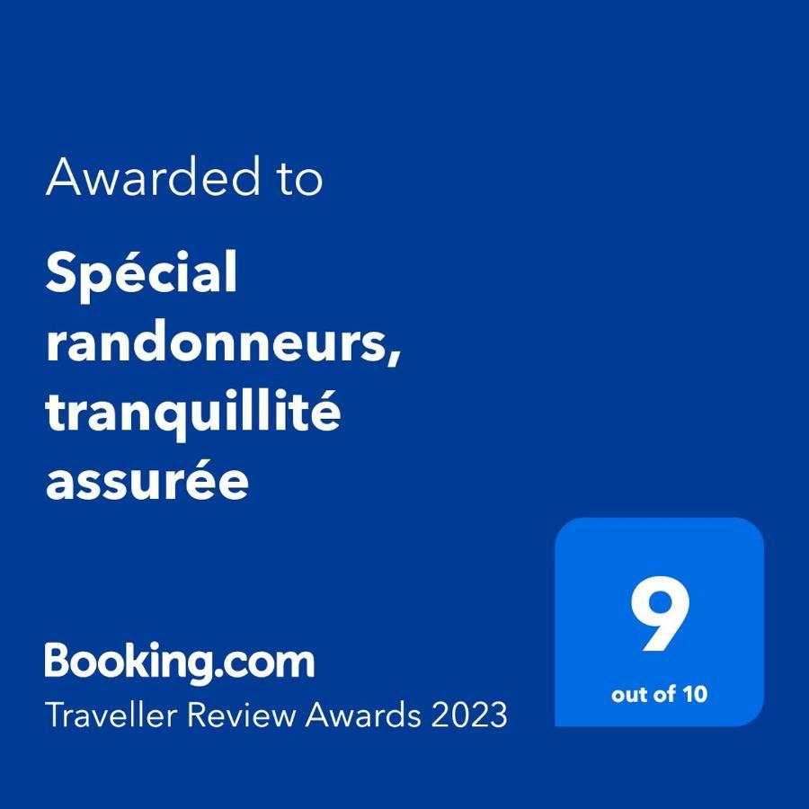 Spécial randonneurs, tranquillité assurée Apartamento Jarrier Exterior foto